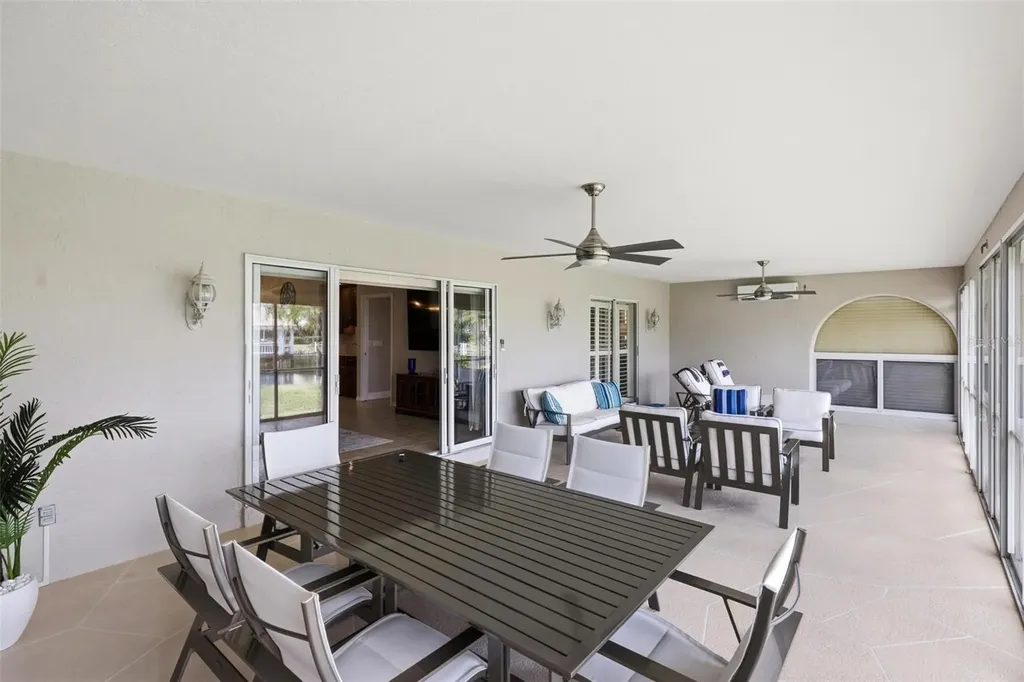 2521 W Marion Avenue Punta Gorda FL 33950