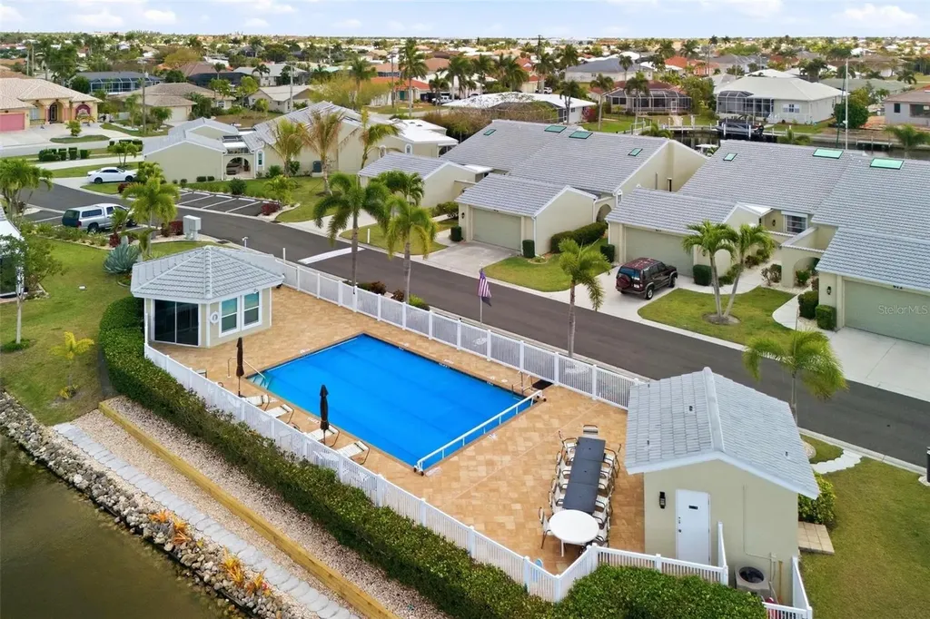 2521 W Marion Avenue Punta Gorda FL 33950
