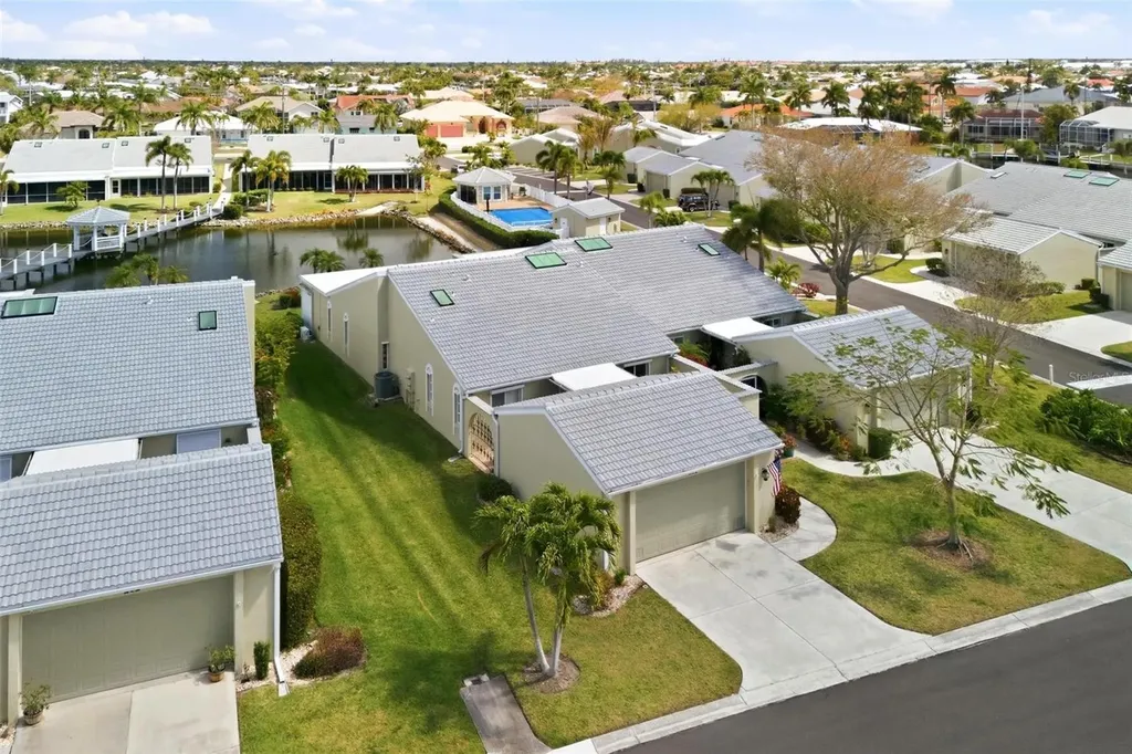 2521 W Marion Avenue Punta Gorda FL 33950