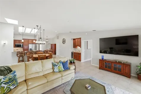 2521 W Marion Avenue Punta Gorda FL 33950