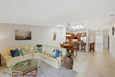 2521 W Marion Avenue Punta Gorda FL 33950