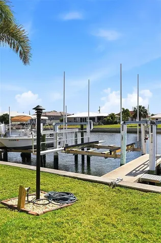 2521 W Marion Avenue Punta Gorda FL 33950