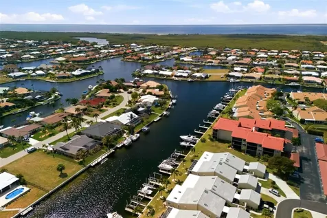 2521 W Marion Avenue Punta Gorda FL 33950
