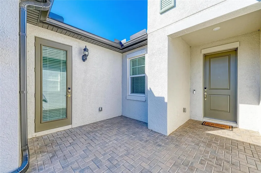 1008 Fernleaf Run Bradenton FL 34212