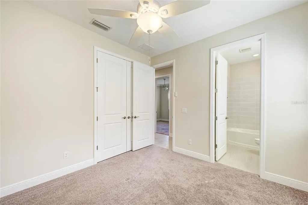 1008 Fernleaf Run Bradenton FL 34212