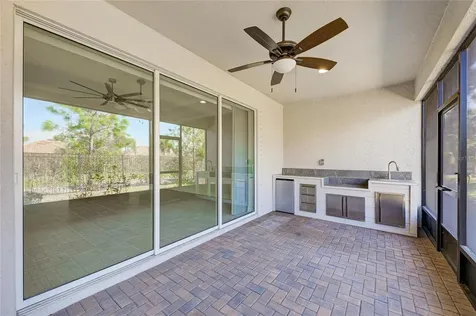 1008 Fernleaf Run Bradenton FL 34212