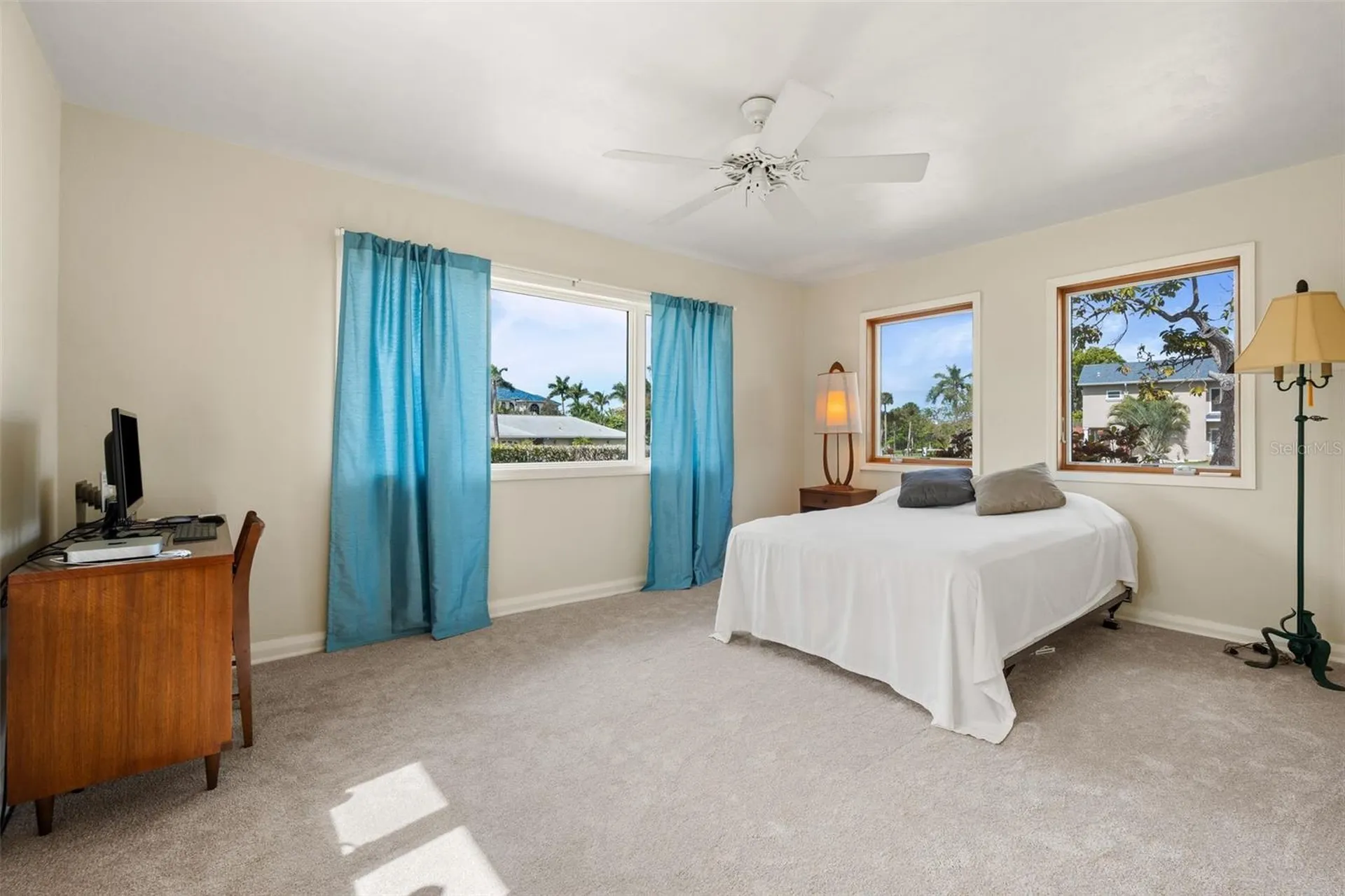 7549 Westmoreland Drive Sarasota FL 34243