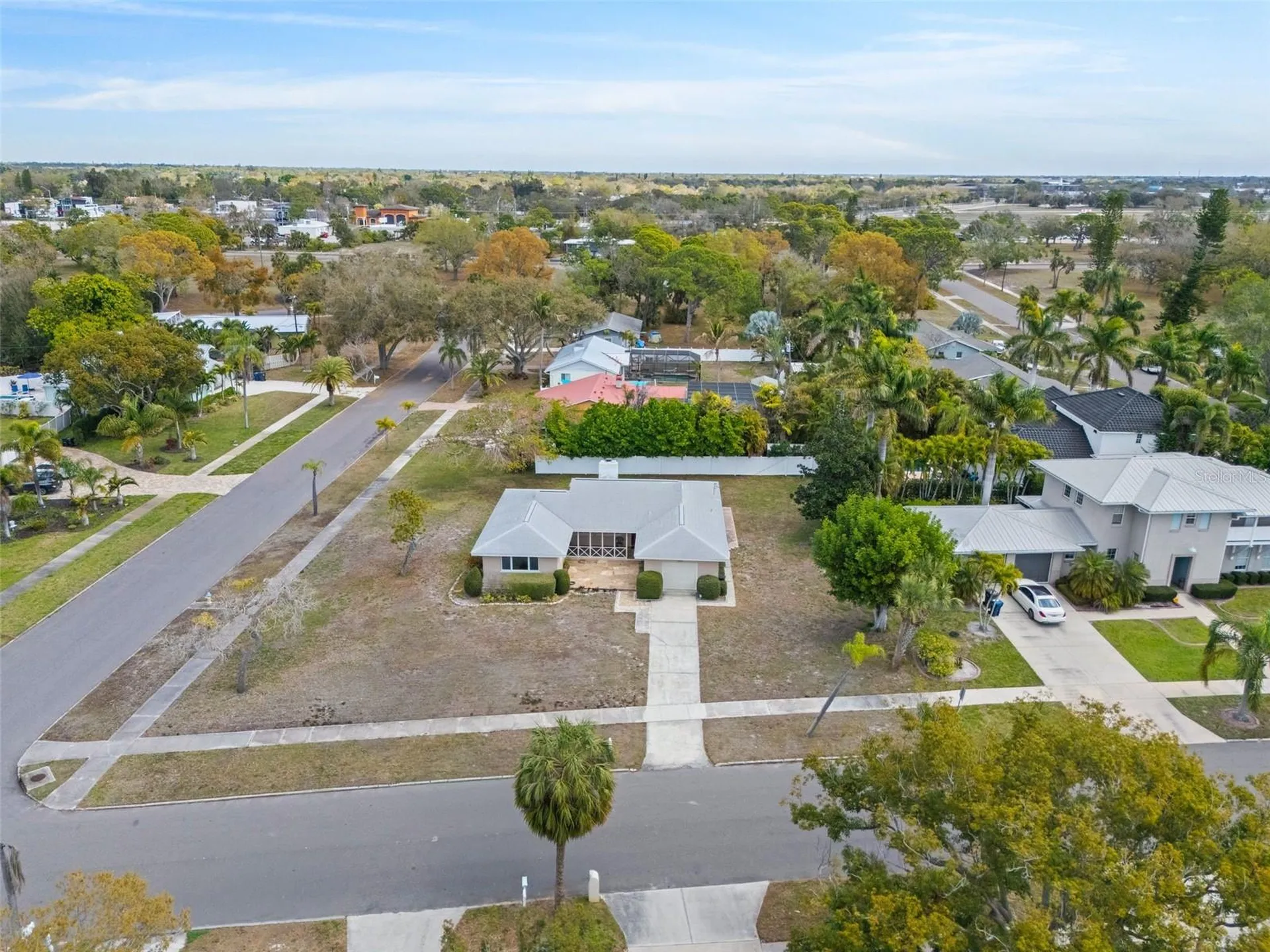 7549 Westmoreland Drive Sarasota FL 34243