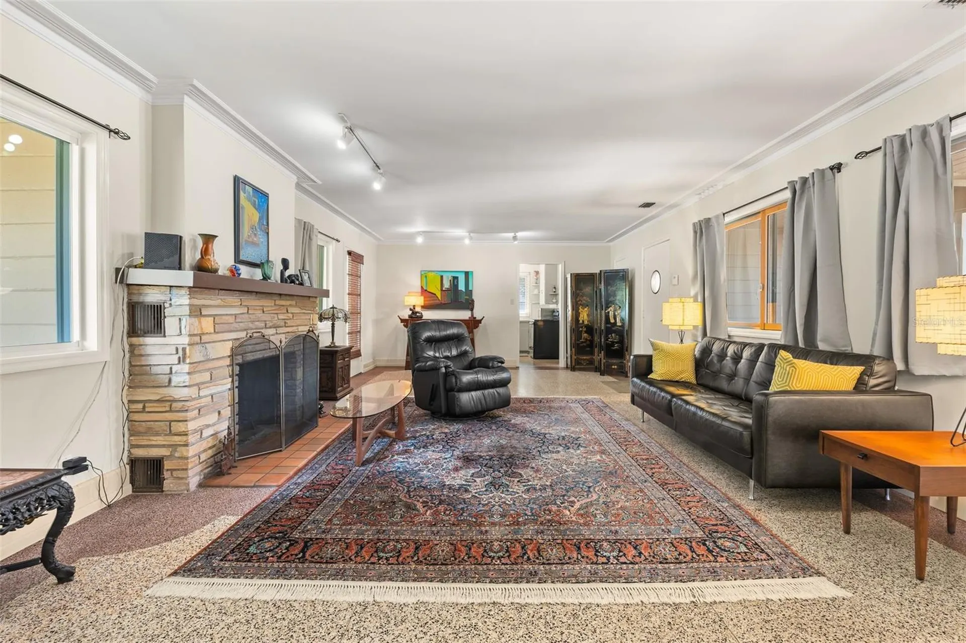 7549 Westmoreland Drive Sarasota FL 34243