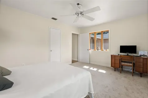 7549 Westmoreland Drive Sarasota FL 34243