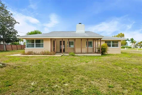7549 Westmoreland Drive Sarasota FL 34243