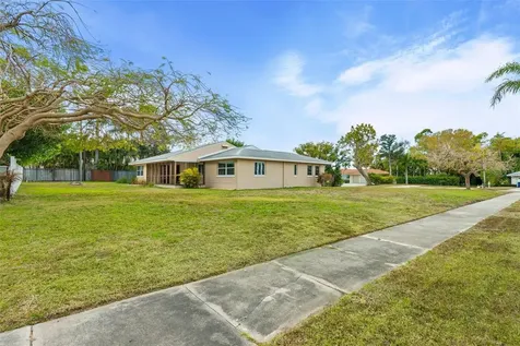 7549 Westmoreland Drive Sarasota FL 34243