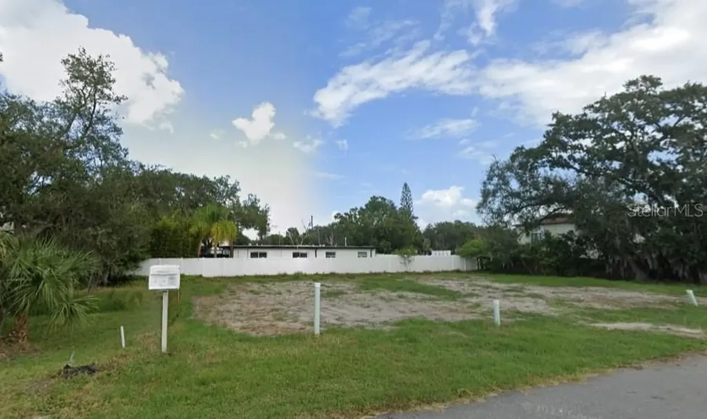4902 Rattlesnake Pointe Court Tampa FL 33616
