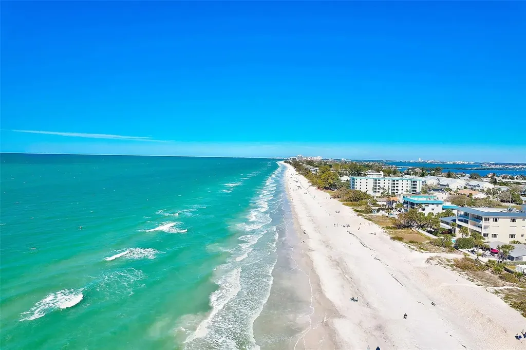 38 Country Club Drive Largo FL 33771