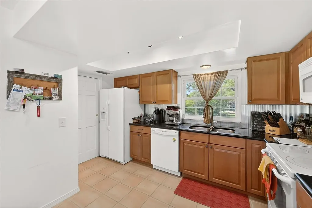 38 Country Club Drive Largo FL 33771