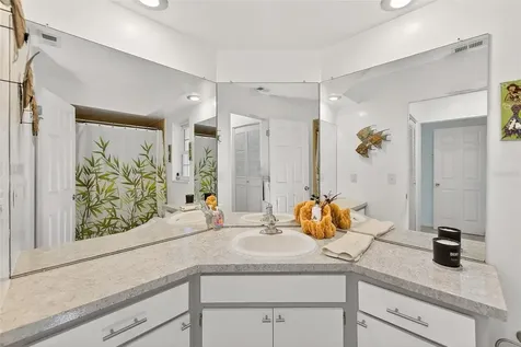 38 Country Club Drive Largo FL 33771