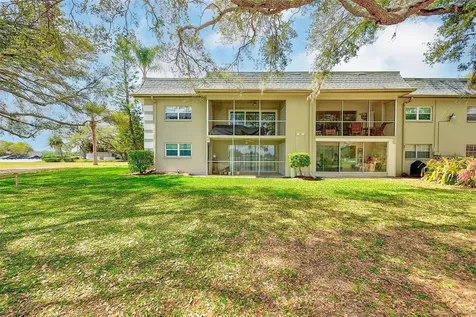 38 Country Club Drive Largo FL 33771