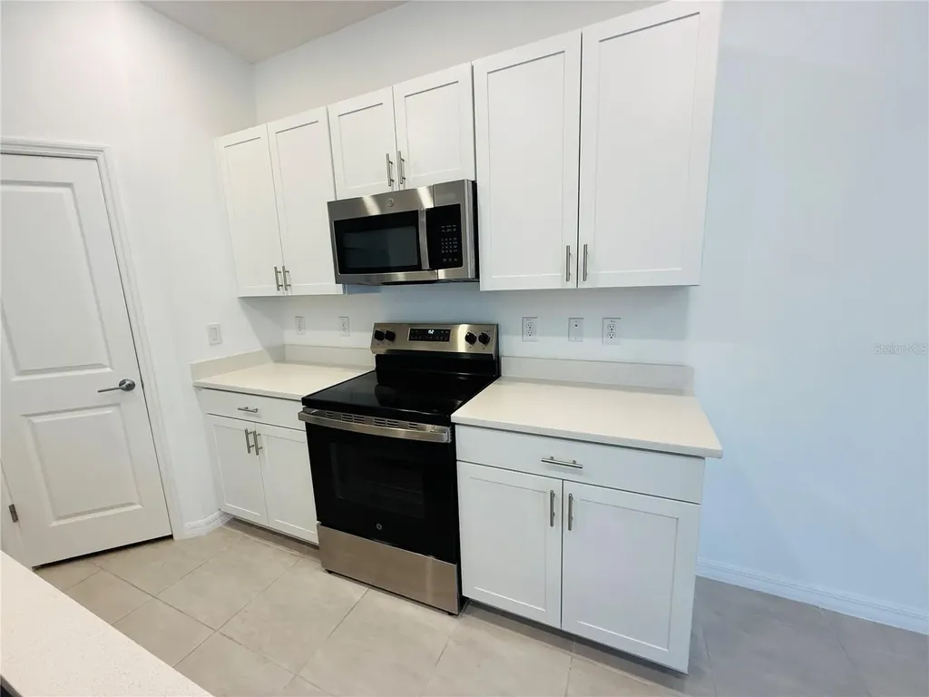 2264 Paravane Way Wesley Chapel FL 33543