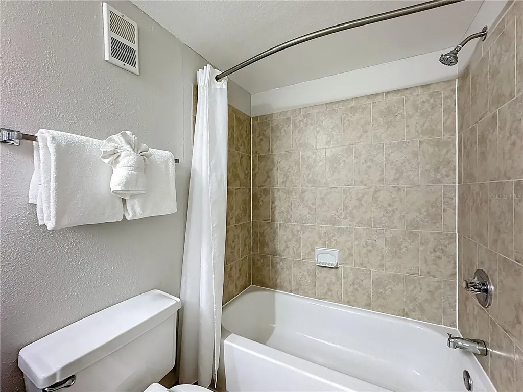 6337 Parc Corniche Drive Orlando FL 32821