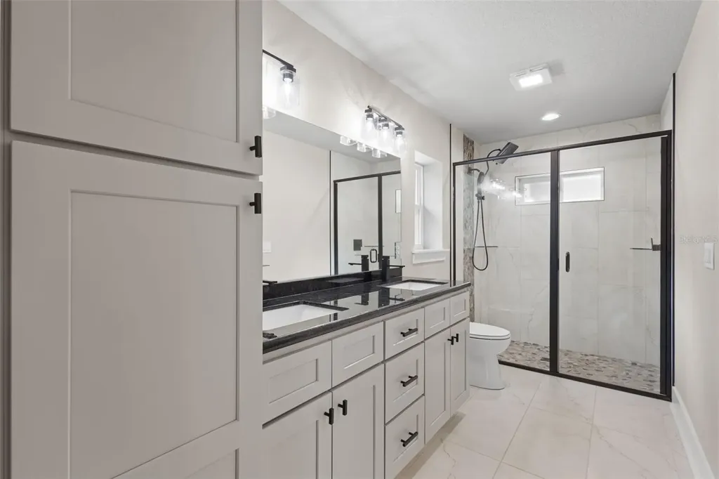 8541 NE 105 Avenue Bronson FL 32621