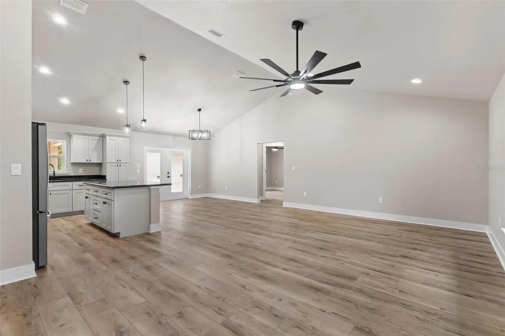 8541 NE 105 Avenue Bronson FL 32621