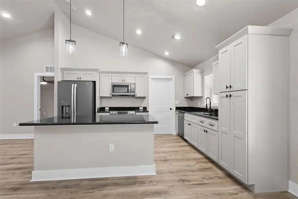 8541 NE 105 Avenue Bronson FL 32621