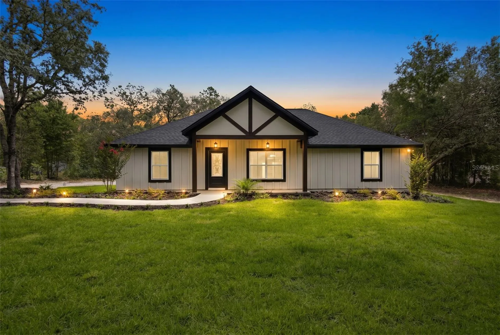 8541 NE 105 Avenue Bronson FL 32621