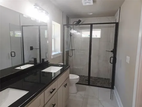 8541 NE 105 Avenue Bronson FL 32621