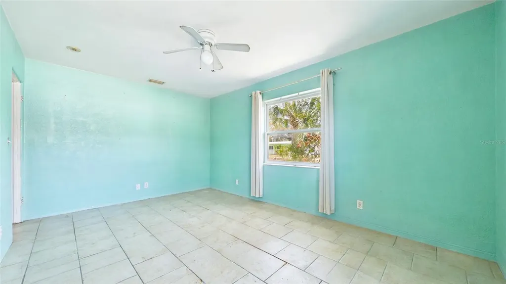 2706 46th Street S Gulfport FL 33711
