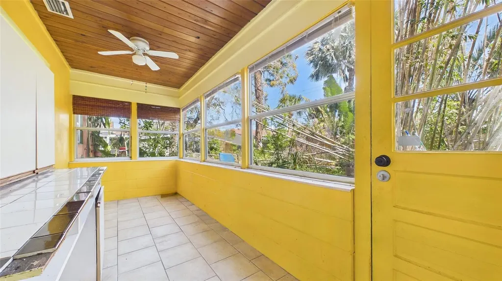 2706 46th Street S Gulfport FL 33711