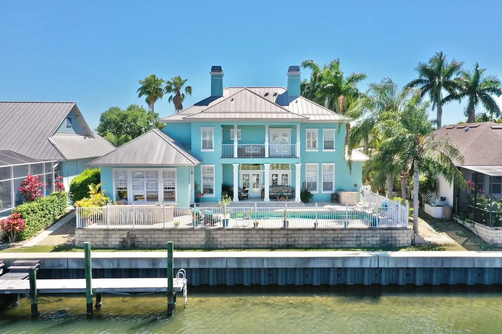 615 Islebay Drive Apollo Beach FL 33572