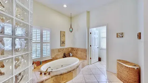 615 Islebay Drive Apollo Beach FL 33572