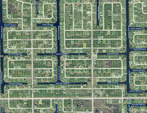 14332 Artesia Avenue Port Charlotte FL 33981