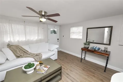272 Avenue A Waverly FL 33877