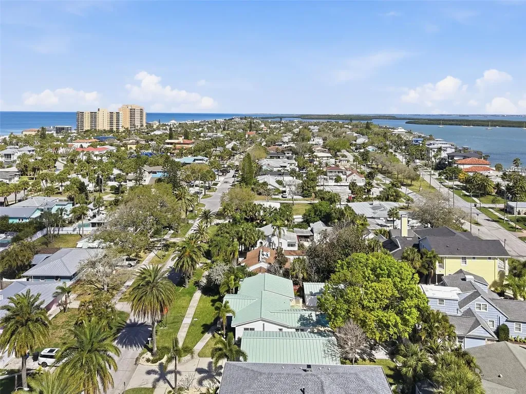 759 Lantana Avenue Clearwater FL 33767