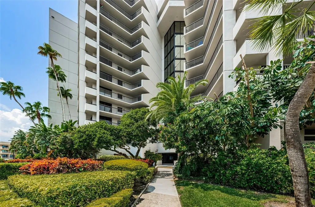 1660 Gulf Boulevard Clearwater Beach FL 33767