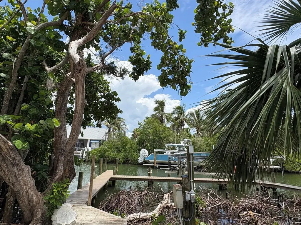 3441 Gulfmead Drive Sarasota FL 34242