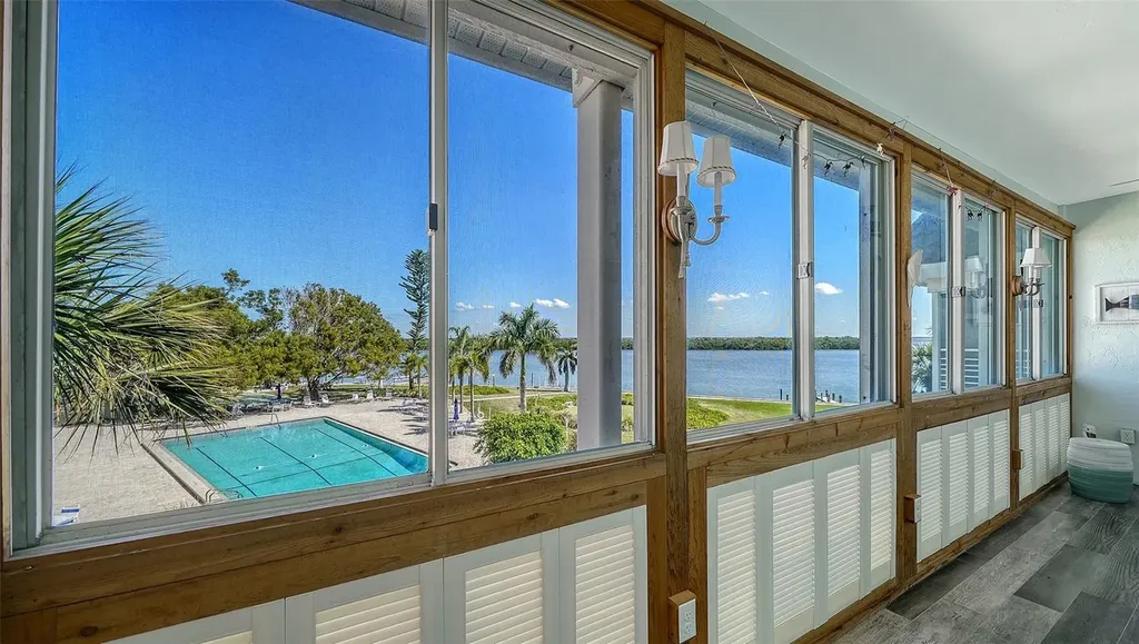4440 Exeter Drive Longboat Key FL 34228