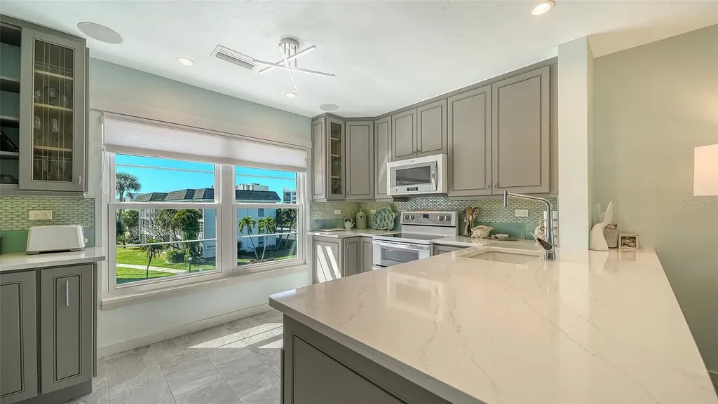 4440 Exeter Drive Longboat Key FL 34228