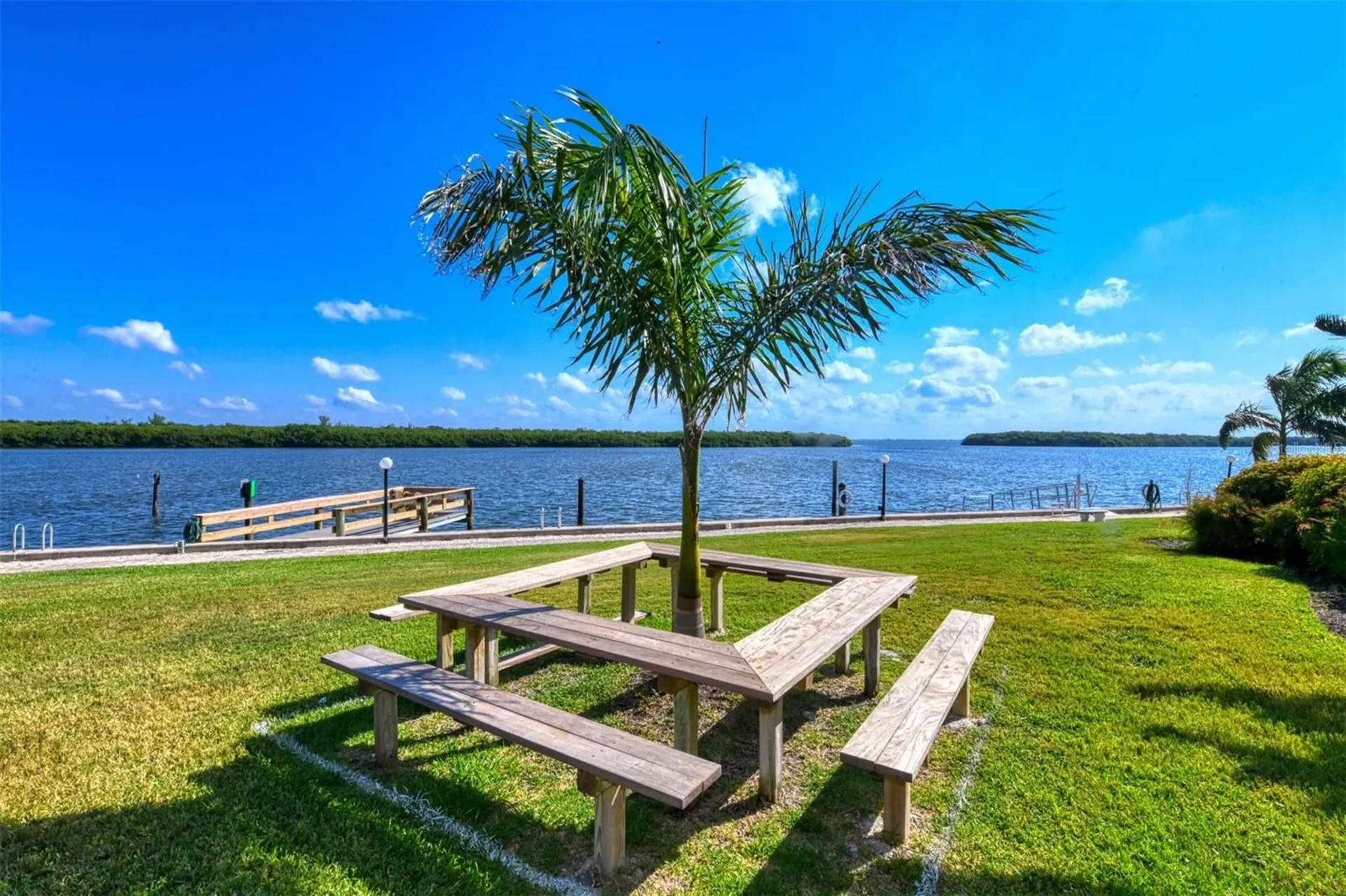 4440 Exeter Drive Longboat Key FL 34228