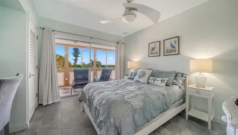 4440 Exeter Drive Longboat Key FL 34228