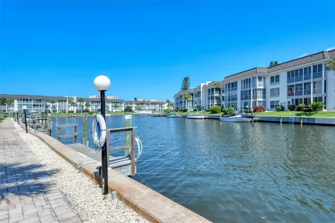 4440 Exeter Drive Longboat Key FL 34228