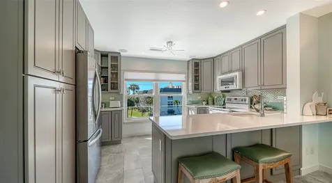 4440 Exeter Drive Longboat Key FL 34228