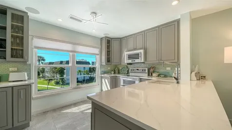 4440 Exeter Drive Longboat Key FL 34228
