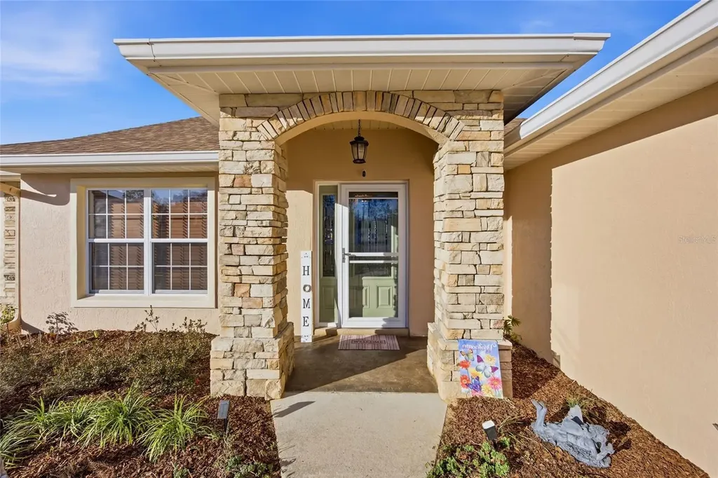 13025 NE 7th Lane Silver Springs FL 34488