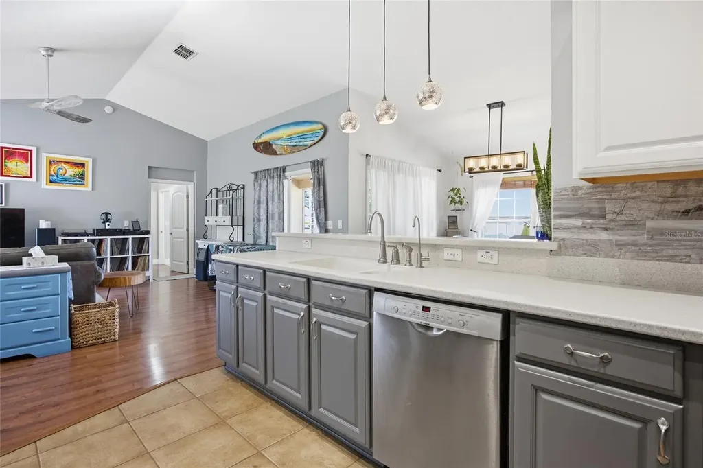13025 NE 7th Lane Silver Springs FL 34488