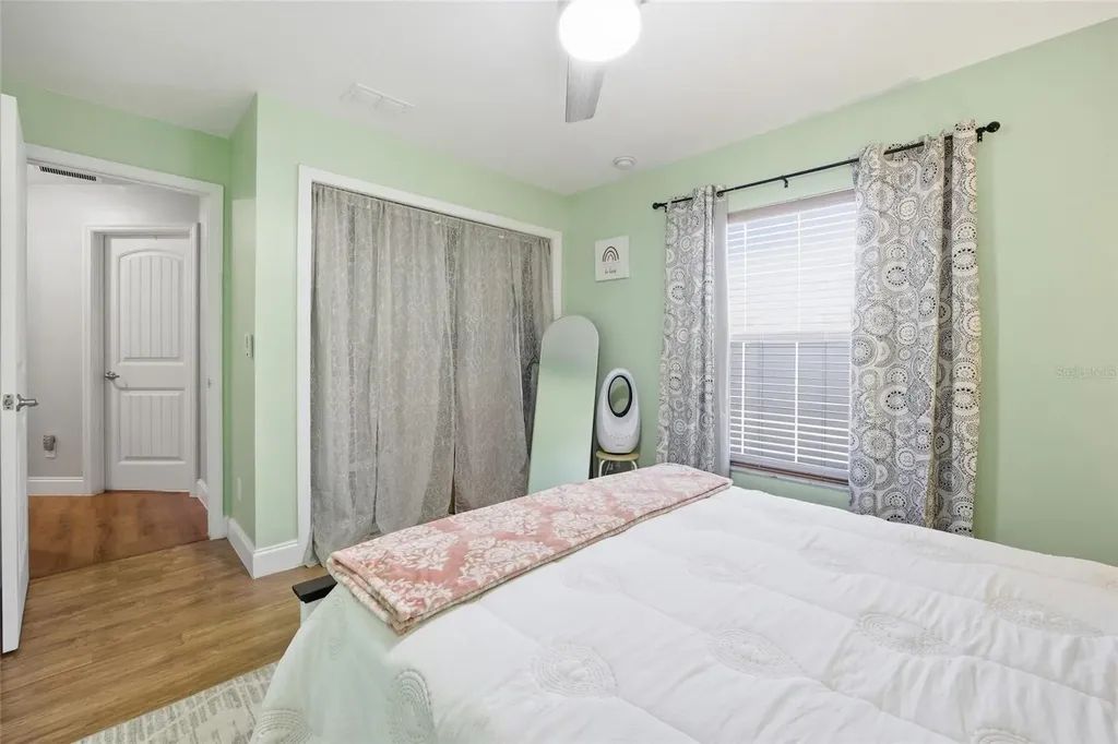 13025 NE 7th Lane Silver Springs FL 34488