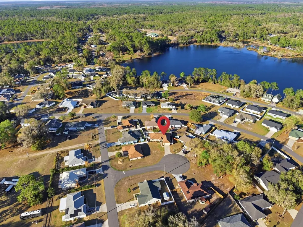 13025 NE 7th Lane Silver Springs FL 34488