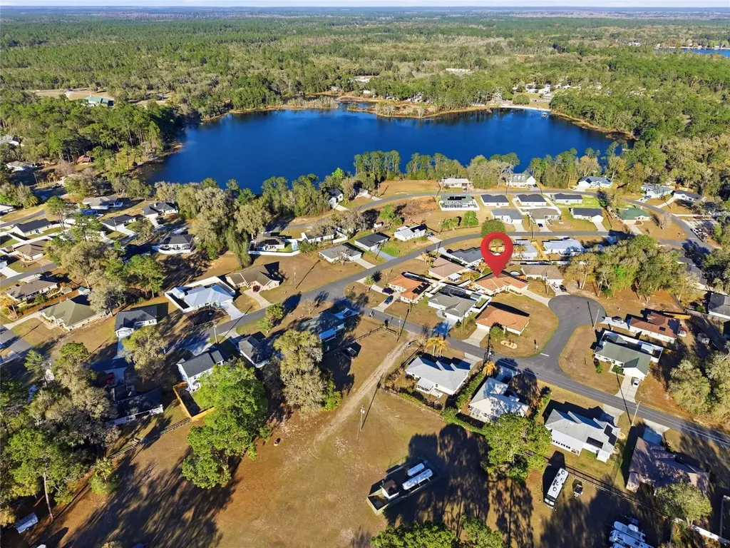 13025 NE 7th Lane Silver Springs FL 34488