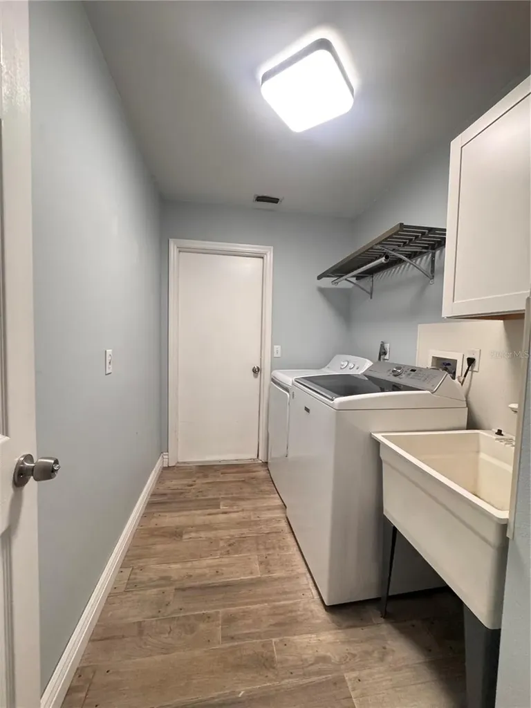5619 Colonial Oaks Boulevard Sarasota FL 34232